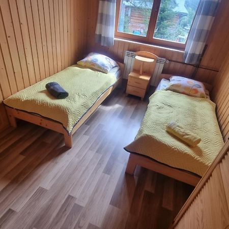 Pod Grusza Guest House Dzianisz Luaran gambar
